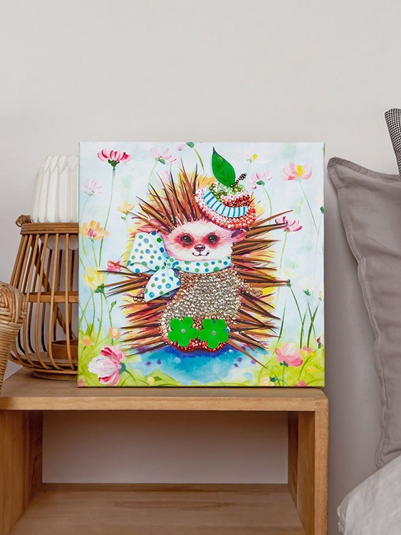 Картина на холсте из пайеток «Ежиха» — картинка 5