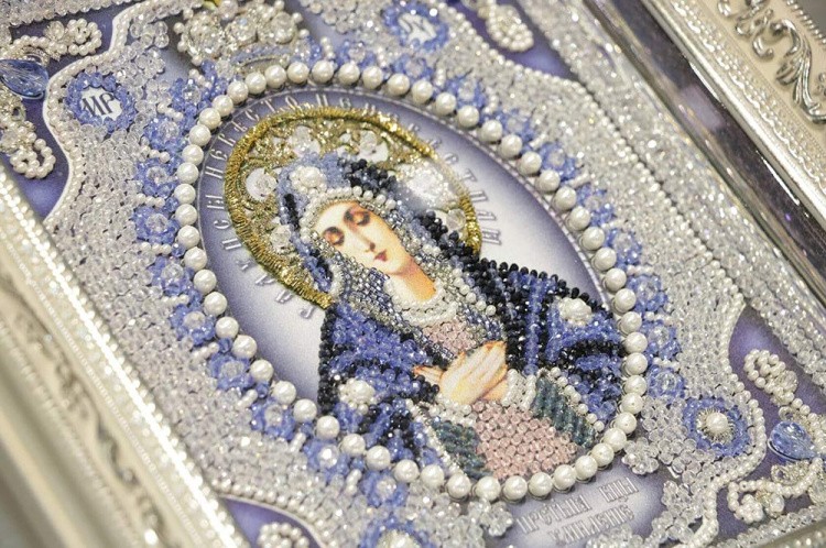 Вышивка Образа в каменьях «Богородица Умиление-2 (комплектация жемчуг Майерика)» — картинка 2