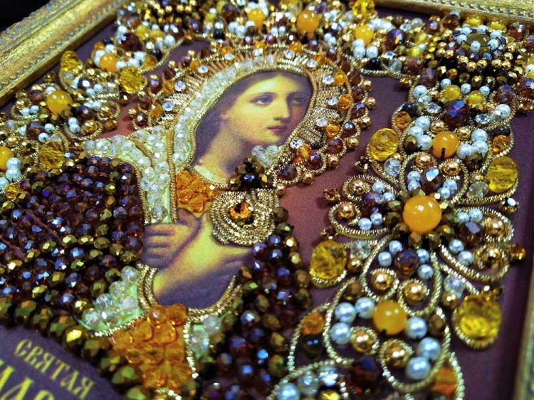 Набор для вышивания хрустальными камнями «Святая Мария» — картинка 3