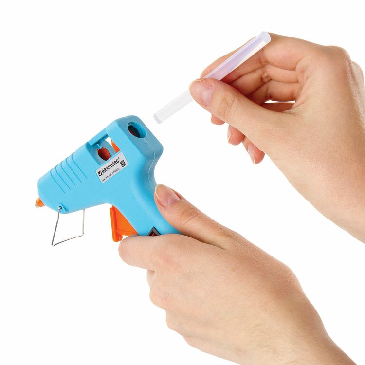 Клеевой пистолет 15 Вт для стержня 7 мм, комплект 20 стержней (10 белых + 10 прозрачных), Brauberg — картинка 4