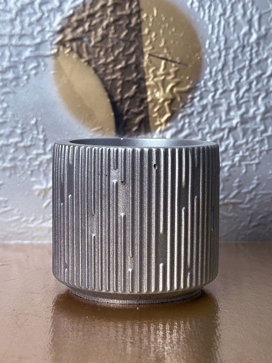 Силиконовый молд - Контейнер/подсвечник ребристый, d 8 см, 1 шт. — картинка 3