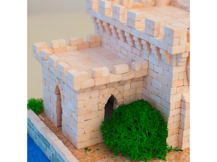 Конструктор из кирпичиков «Ласточкино гнездо (со светом)» — картинка 7