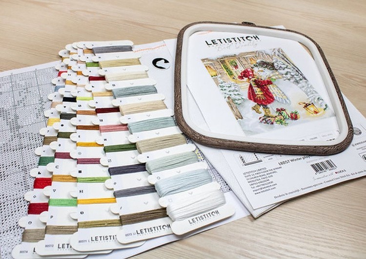 Набор для вышивания «Winter playtime» — картинка 9