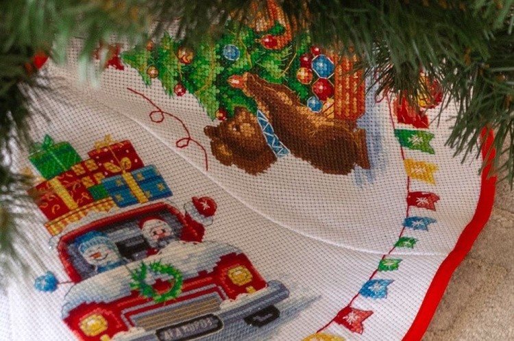 Набор для вышивания «Юбка для новогодней ёлки» — картинка 2