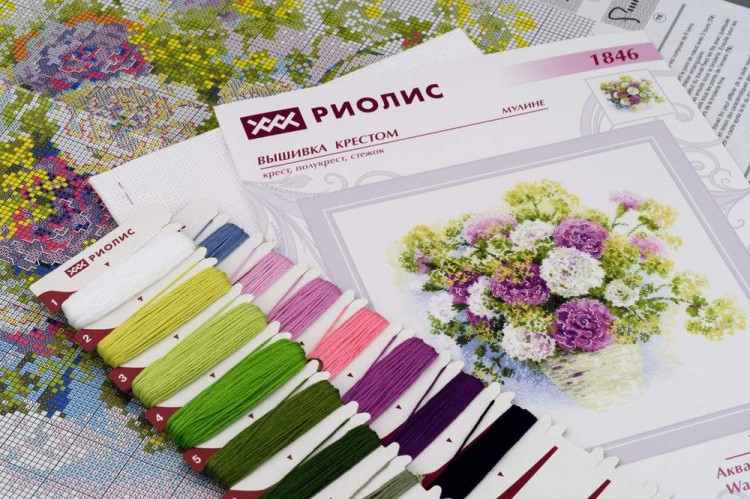 Набор для вышивания «Акварельные гвоздики» — картинка 2