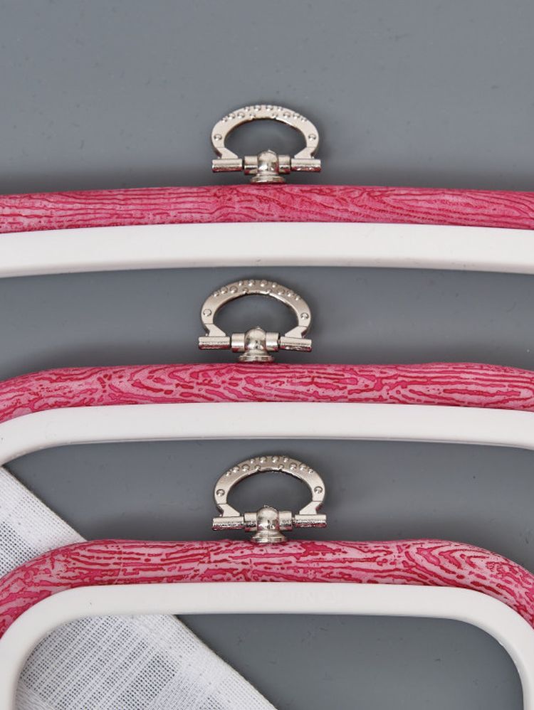 Пяльцы-рамка каучуковые 18х20 см, высота 10 мм, цвет: розовый, Nurge — картинка 2