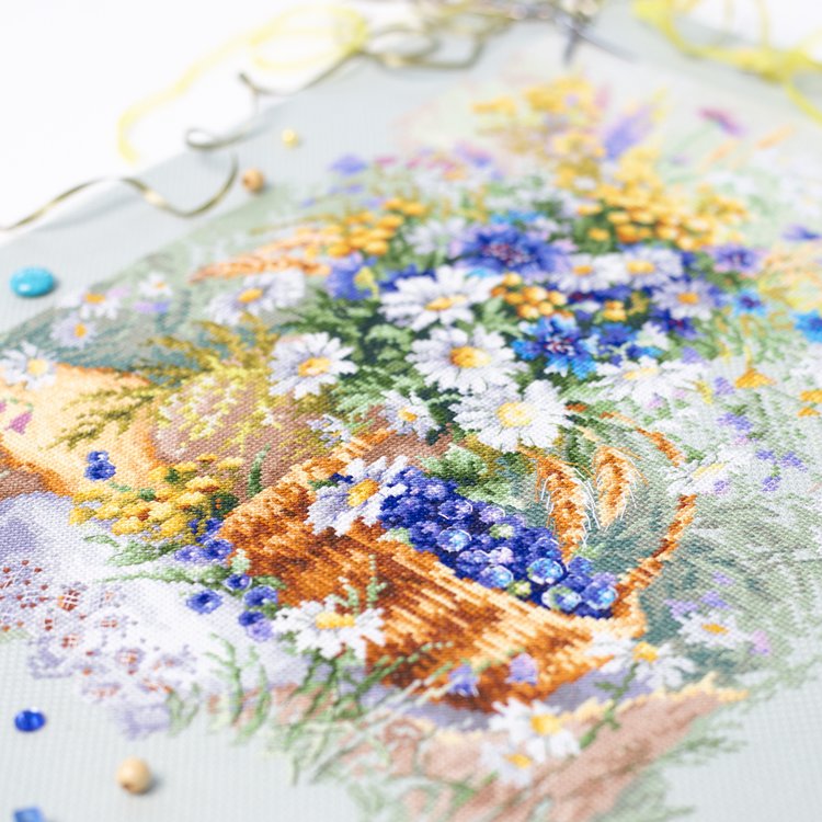 Набор для вышивания «Черничное лукошко» — картинка 2