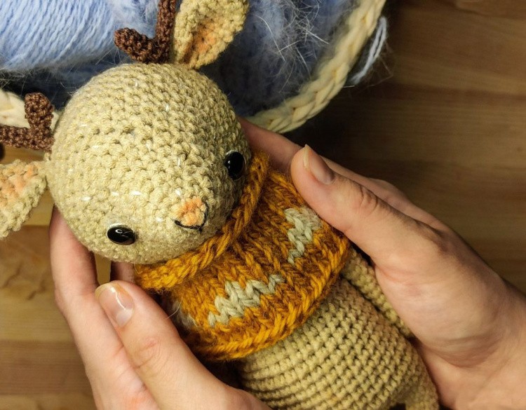 Пряжа YarnArt Jeans (51), вишня, 5 шт. по 50 г — картинка 4