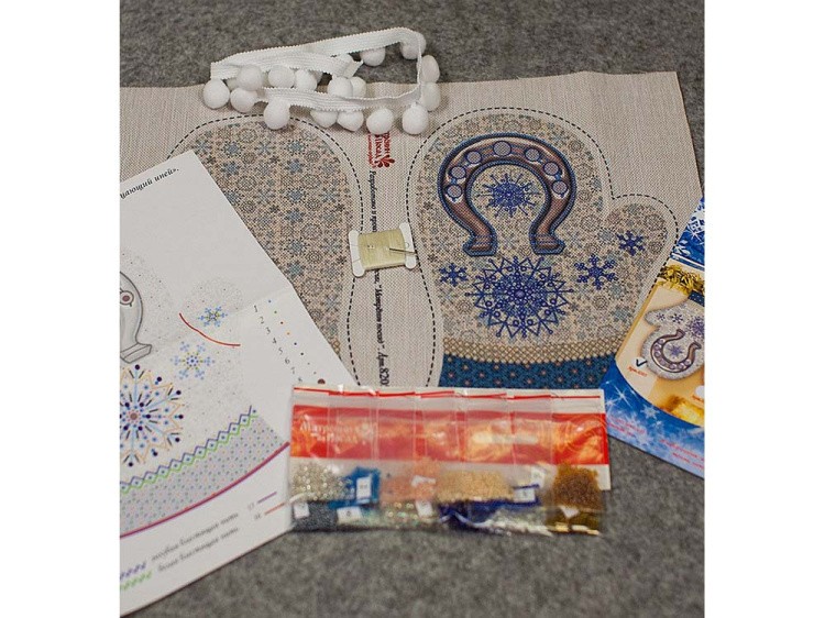 Набор для вышивания «Варежка. Мерцающий иней» — картинка 2