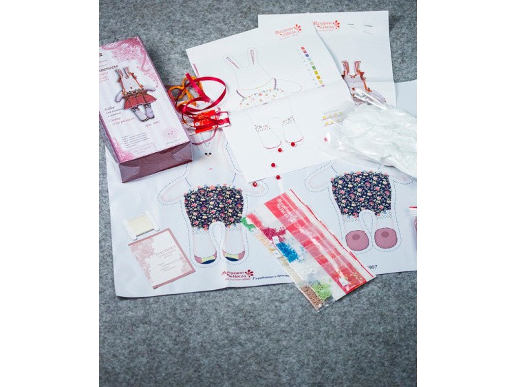 Набор для шитья и вышивания «Зайка Уля-рыжуля» — картинка 2