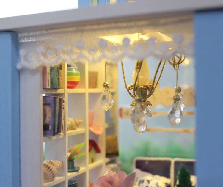 Набор для создания миниатюры (румбокс) «Фонарик Беседка у моря» (русифицированная версия) — картинка 3