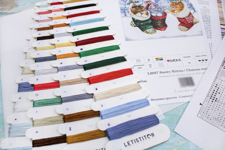 Набор для вышивания «Snowy Kitties (Снежные котята)» — картинка 3