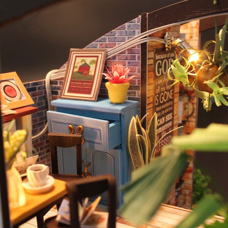 Набор для создания миниатюры (румбокс) «COFFEE HOUSE» (русифицированная версия) — картинка 2