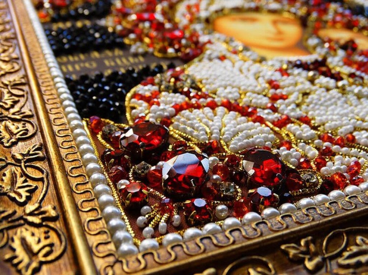 Набор вышивки хрустальными камнями «Казанская» (красная) — картинка 8