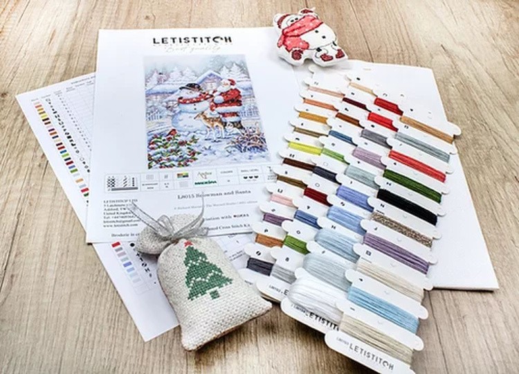 Набор для вышивания «Snowman and Santa» — картинка 2