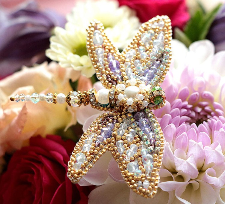 Вышивка Образа в каменьях «Брошь. Стрекоза Лотос» — картинка 3