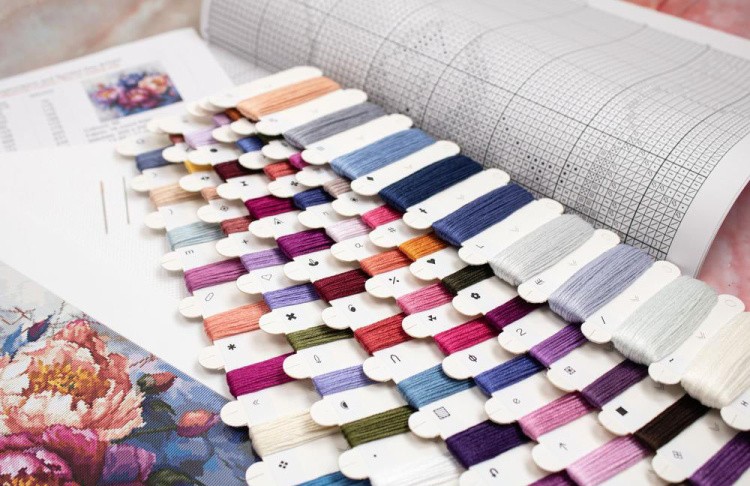 Набор для вышивания «Король цветов» — картинка 4