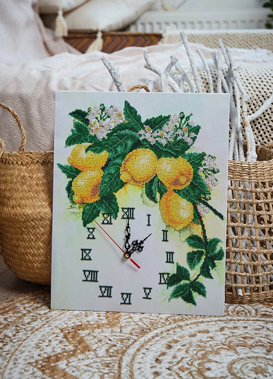 Набор вышивки бисером «Часы с лимонами» — картинка 3