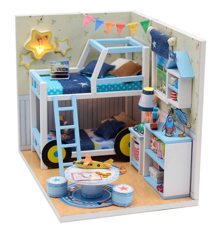 Сборная модель Румбокс. Миниатюрная комната «Спальня Чарли» — картинка 2