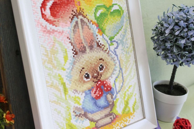 Алмазная вышивка «Зайка с шариками» — картинка 3