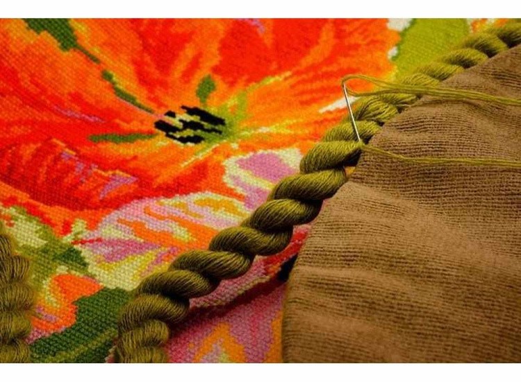 Набор для вышивания «Подушка. Тюльпаны» — картинка 3