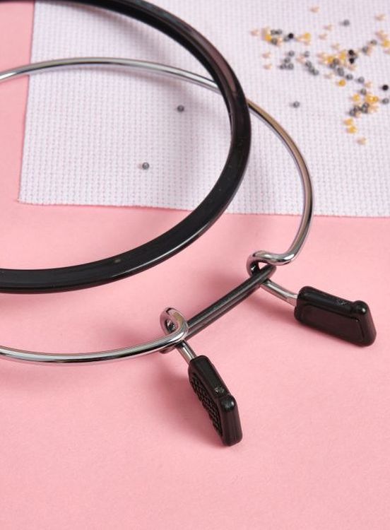 Пяльцы пружинные, диаметр 12,6 см, черные — картинка 4