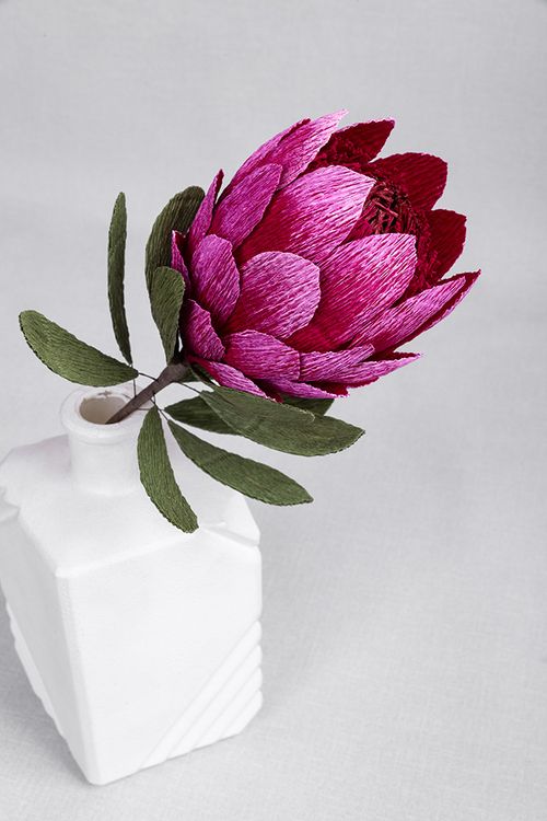 Гофрированная бумага 50х250 cм, 180 г/м2, цвет: 570 фуксия, Blumentag — картинка 2