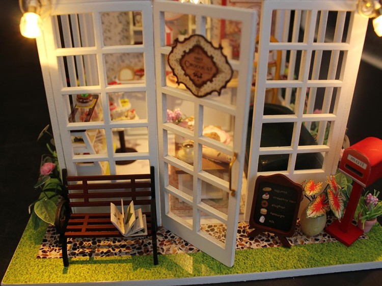 Набор для создания миниатюры (румбокс) «Кондитерская» — картинка 4