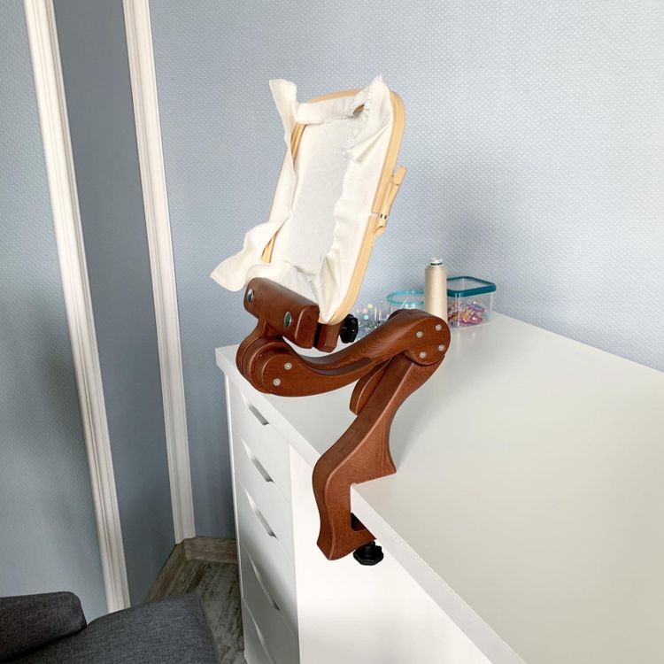 Держатель для пялец «Змей Горыныч» на струбцине с дополнительными лапками (тик), Дубко — картинка 5