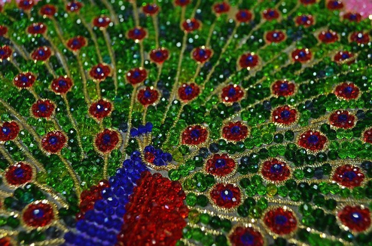 Набор вышивки хрустальными камнями «Изумрудный павлин» — картинка 5