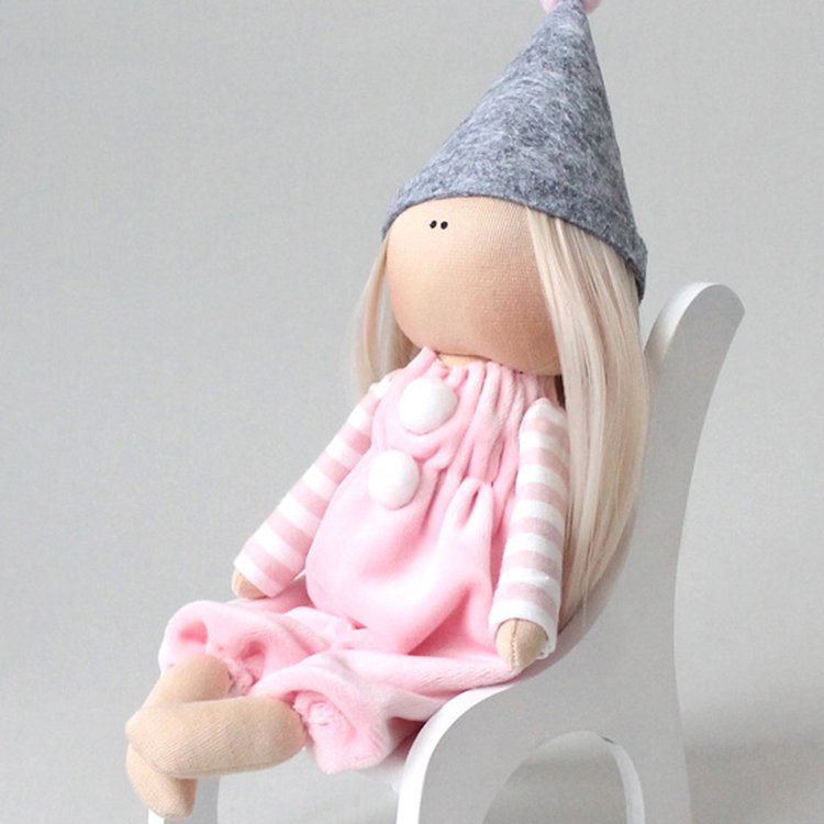 Набор для шитья интерьерной куклы «Амели» — картинка 3